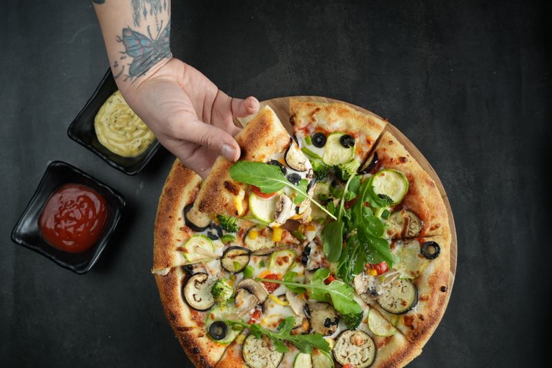 pizza luce veggie garden pizza deal